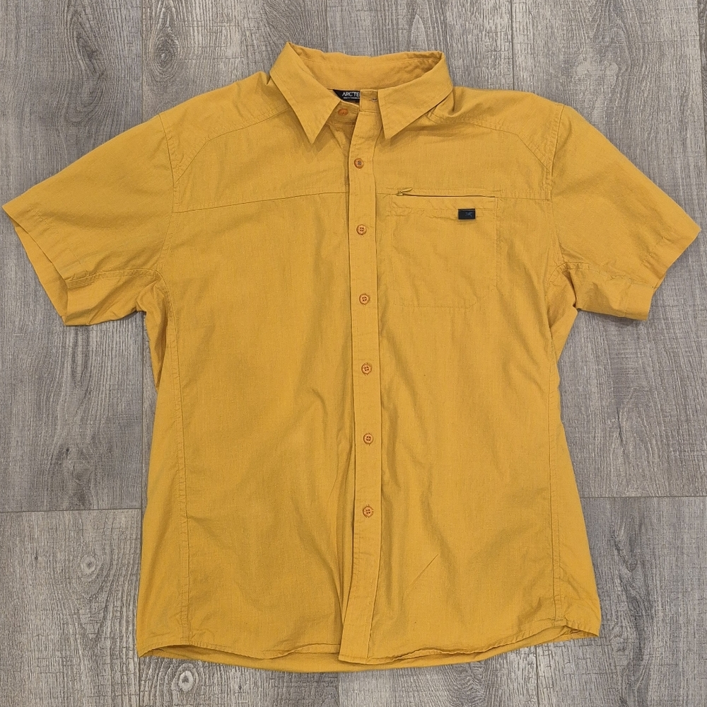 ARC'TERYX Men's Tech Shirt